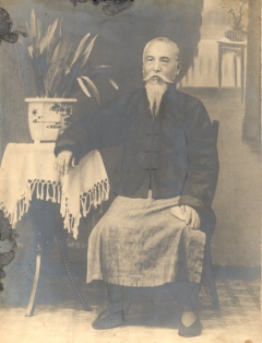 이상룡의 위풍당당한 생전 모습.2