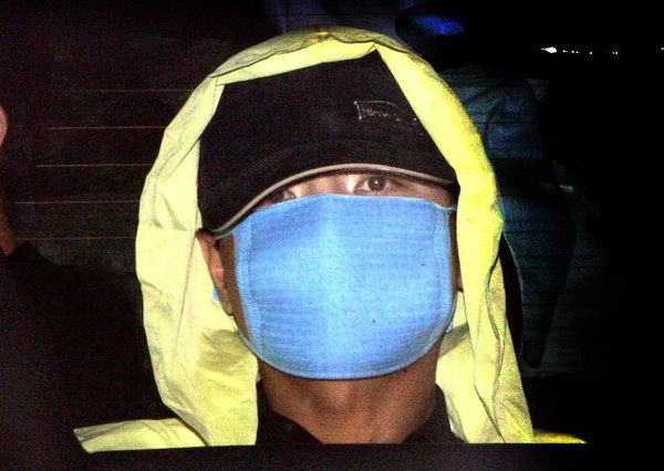 유씨 "신창원과 청송보호서서 함께 복역"