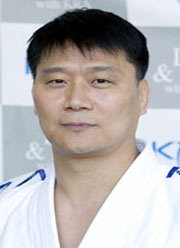 유도회장旗 대회 후배선수 격려