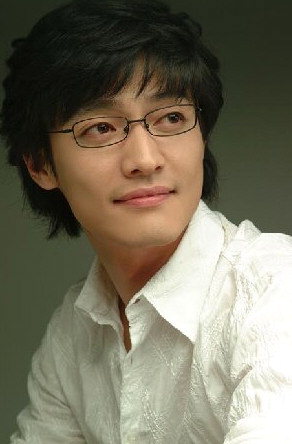 대구시립극단 배우 권혁씨 거창국제연극제 연기 大賞