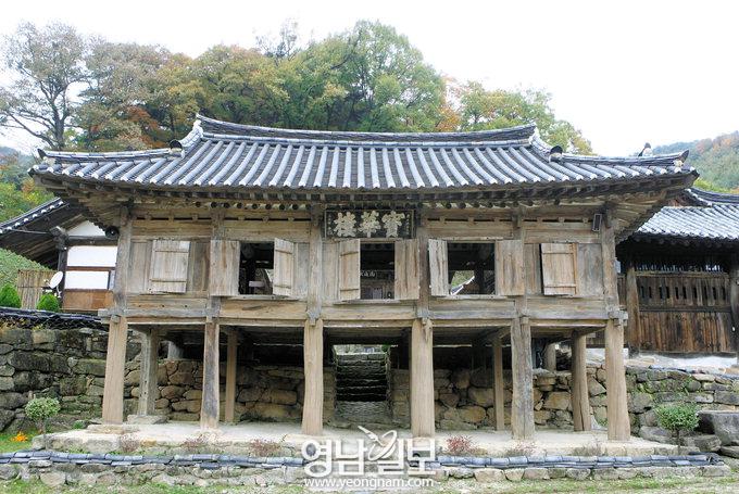 [팔공산 자락 걷기 좋은길 .15]  ‘은해사 매표소~상용암 터 추정지~운부암~원점’ 코스