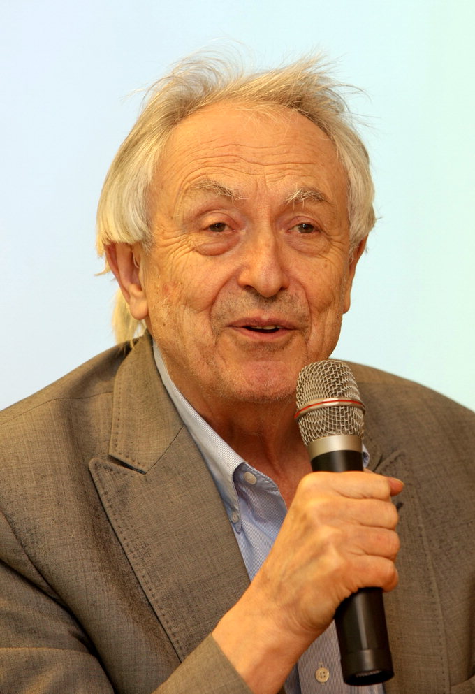 “이상적인 자연출산 의료진 개입도 최소화해야”