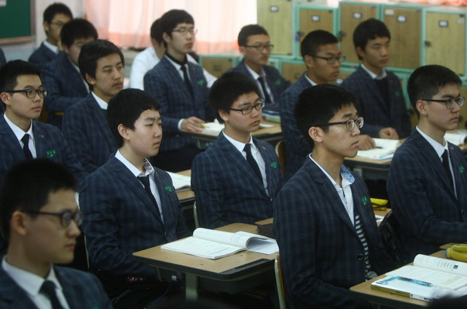 대구·경북 학생 둘 중 한명 ‘눈 나빠’