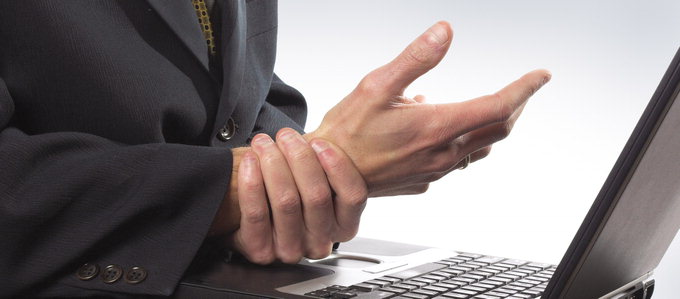 손발 저리다고 뇌졸중?  대부분은 말초신경 질환