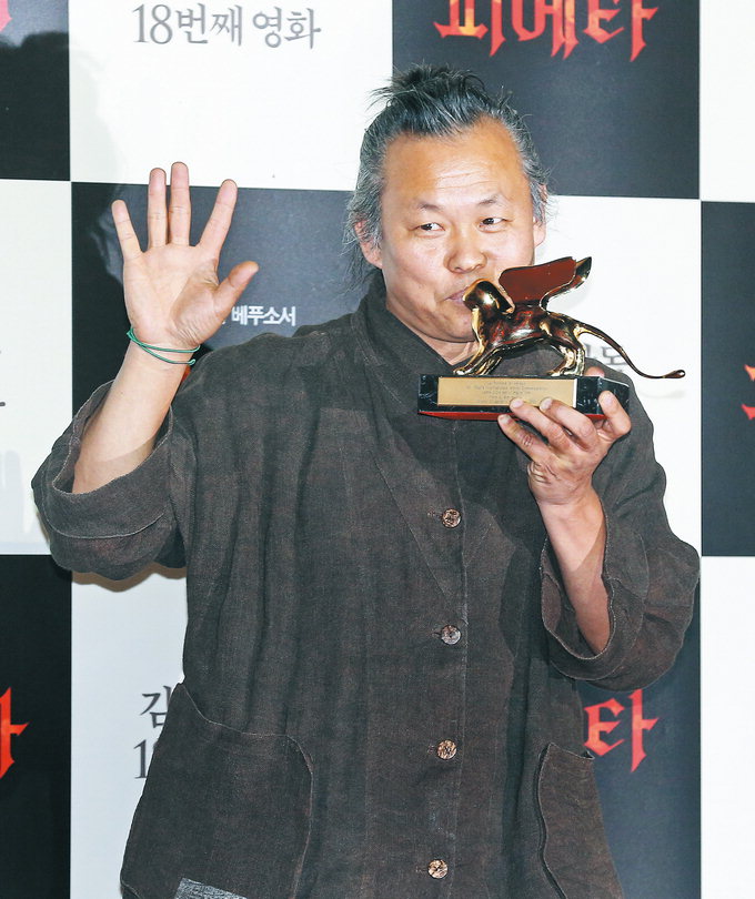 김기덕·싸이 스타일…드라마·아이돌 위주 한류 판을 흔들다