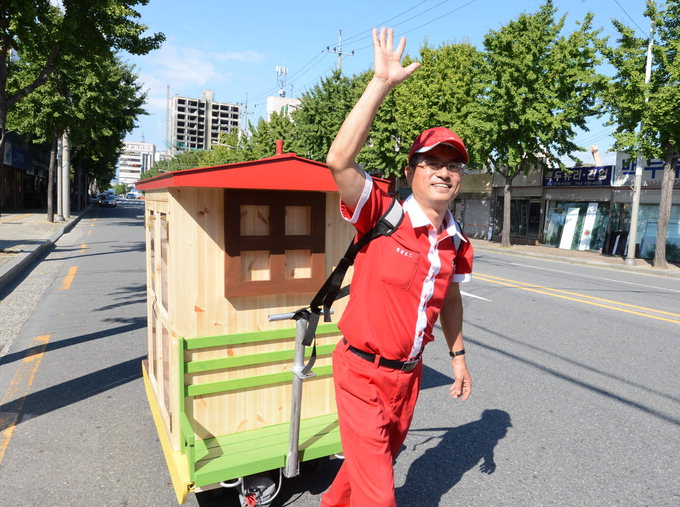 대구서 ‘주문식 이동서점’ 첫 선 이승준 북클로스 대표