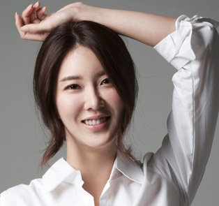 영화배우 장미인애 프로포폴 불법투약 혐의 소환 조사...이승연도 조사키로