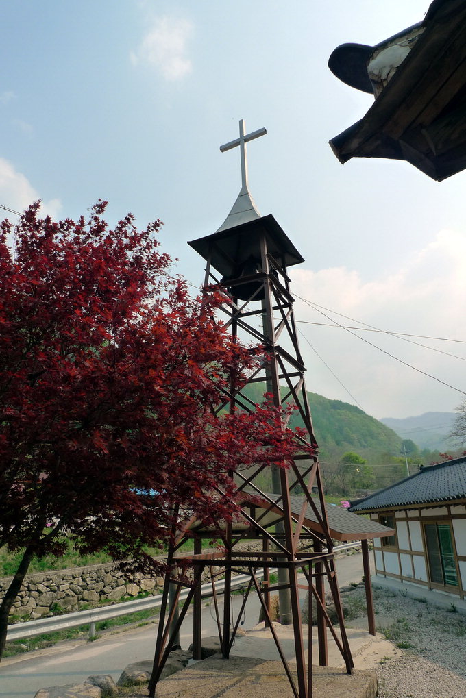 [류혜숙의 여행스케치] 천주교 신자들이 숨어 살았던 곳… 전북 진안성당 어은공소