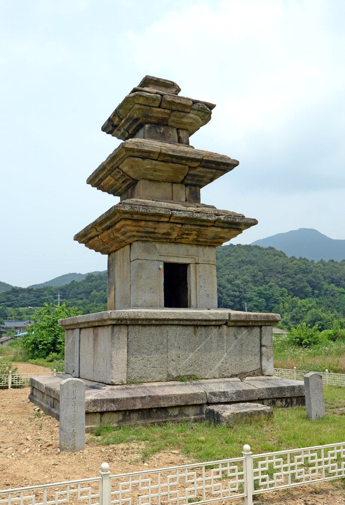 [경북, 이야기 보따리를 풀어라 .7] 오누이탑은 왜 낙동강을 사이에 두고 떨어져 있나(구미)