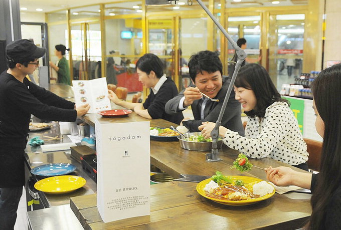 맛집 느낌 그대로 백화점에 ‘쏙’