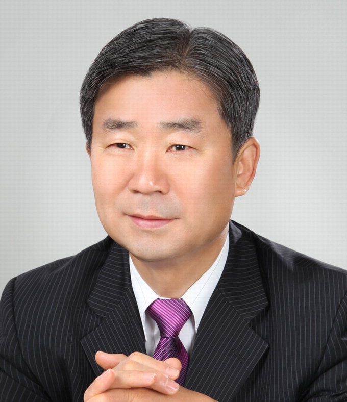 유진춘 경북대 명예교수, 道교육감 출마