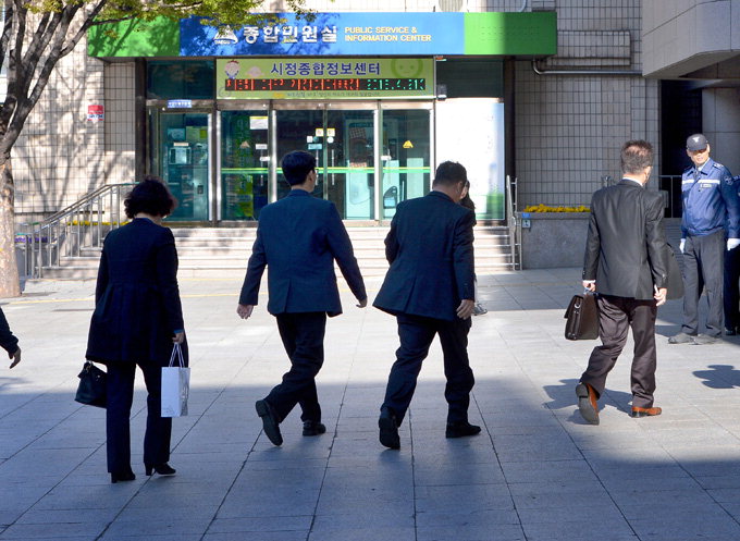 새누리 일당체제가 뿌리…담쟁이처럼 뻗어나가