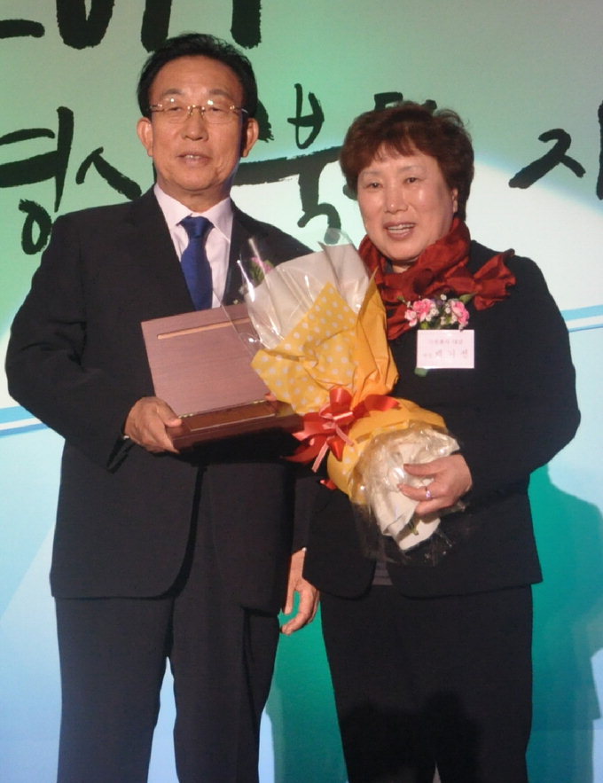 30여년 봉사… 경북도자원봉사대회 大賞 받은 배기선씨