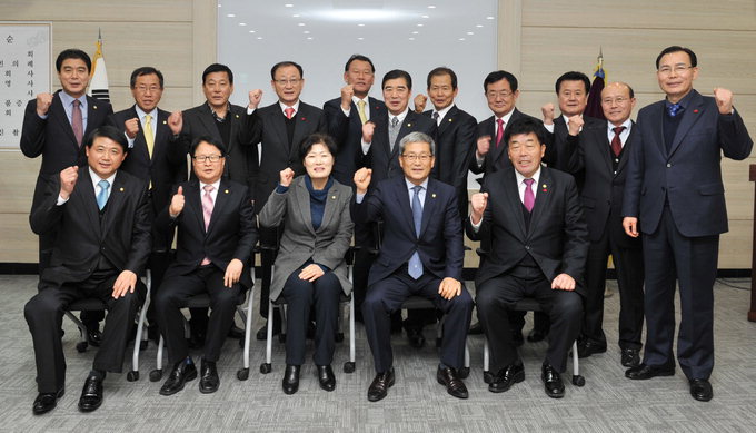 경북 23개 시·군의회 의장들 의정봉사대상 추천자 심의