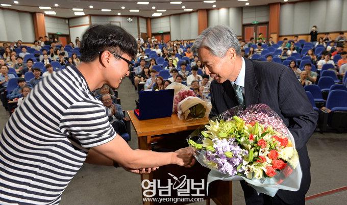 정년퇴임 앞둔 이정우 경북대 교수 “한국 빨리 복지국가로 가야한다, 천천히 가면 추락할지 몰라”