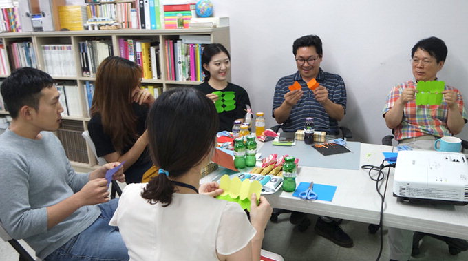“대한민국 아빠들이 달라졌다”…젖병 물리고 요리하고 ‘아빠 육아시대’