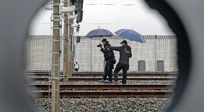 효목동 고속철 선로 작업중 KTX 치여 근로자 2명 사망