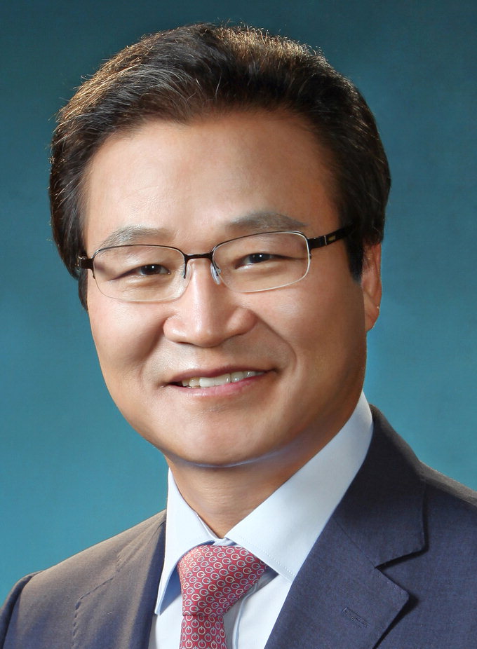 [4·13 필드 속으로] 김용판 “달서구 발전에 노력” 사무소 열어