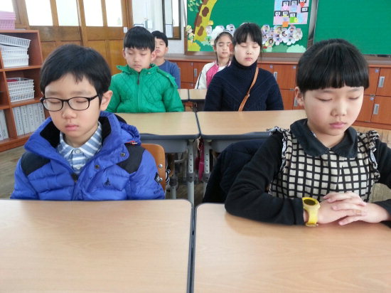 경동초 ‘전교생 2분 명상’ 행복공감 교육