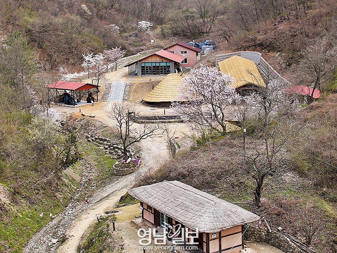[스토리텔링 2016] 청송 국가지질공원 Geo-tourism  법수도석으로 빚은 그릇 ‘청송백자’