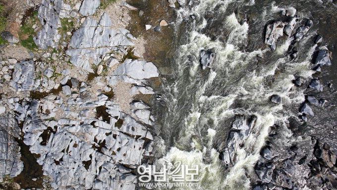 [스토리텔링 2016] 청송 국가지질공원 Geo-tourism  안덕면 고와리 ‘백석탄’과 지소리 ‘만안자암 단애’