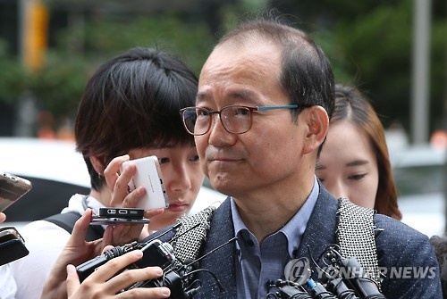 사진=구속된 왕주현[연합]