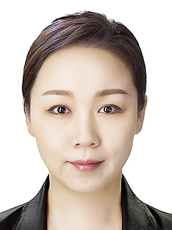 이윤경 <성악가>