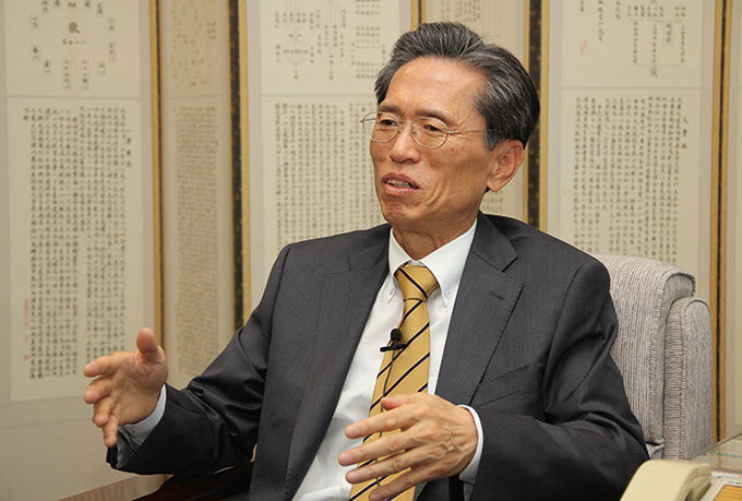 “품질 최우선…위기 넘기면 기회 오더라”