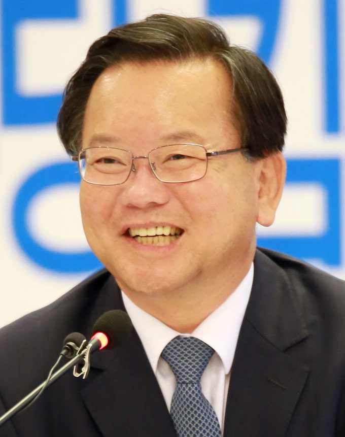 김부겸 “정세균 의장 맨입 발언은 왜곡…與 주장 얼토당토않아”