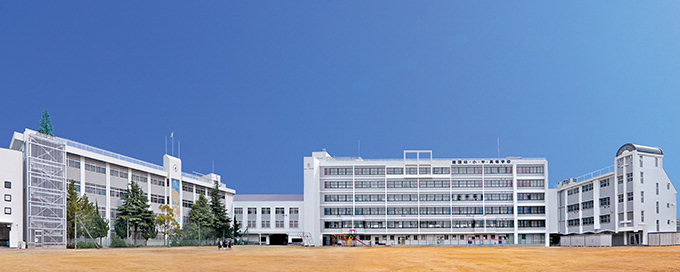 백두학원…한국학제와 동일한 ‘건국학교’…국어·한국사도 교육 “졸업생 1만명 배출”