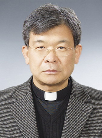 대구가톨릭대 신임 총장에 김정우 신부