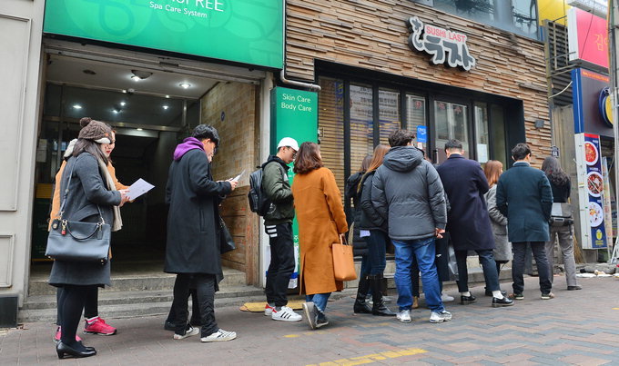 “좀 불편하면 어때”…남다른 경험·가치를 산다