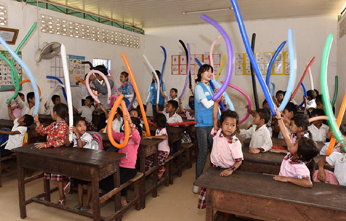 대구한의대 “캄보디아 아이들에게 웃음을” 총장·학생 한마음 구슬땀