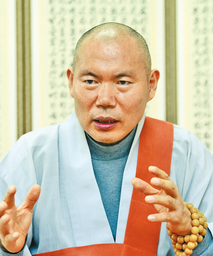 “종교가 다르더라도 와서 공부할 수 있습니다”