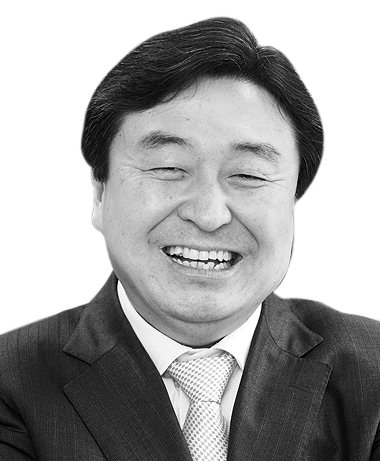 [경제와 세상] 위대한 나라를 향한 5단계