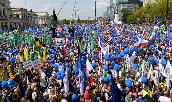 “집권당이 민주주의 훼손” 폴란드 反정부 시위