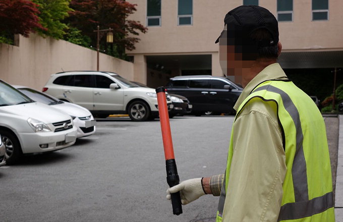 초과지급 기초연금 환수 노인 생계 곤란…여든에 일 나가기도