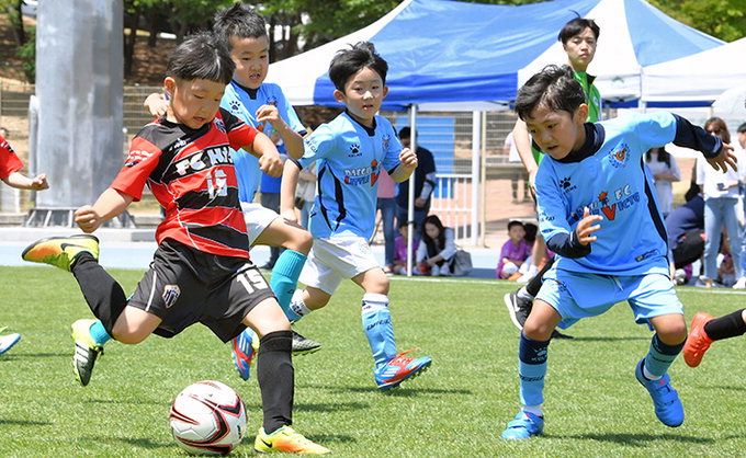 무궁화FC·멘토FC‘대구FC컵 꾸러기 월드컵’우승