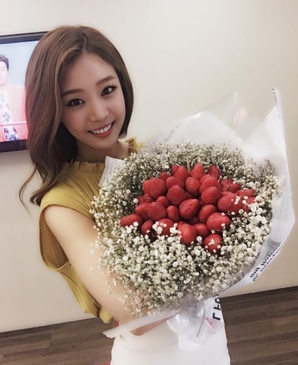류현진의 그녀, 화려한 스펙과 뛰어난 몸매의 슈퍼모델 출신 배지현 아나운서 …과거 발언 눈길