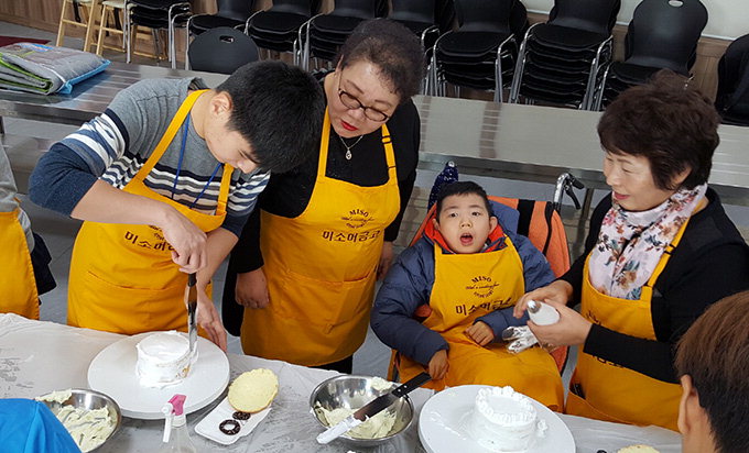 안동영명학교, 영주 풍기읍에서 케이크만들기 체험