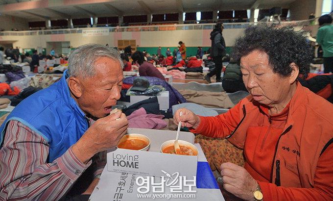 “언제 또 덮칠지…” 시민들 ‘지진 엑소더스’