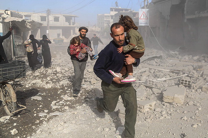 시리아 공습  27명 사망