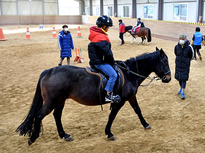 말과 정서적 교감…“또래와 관계 좋아지고 표정도 밝아졌어요”