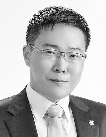 [변호인 리포트] 미투 운동의 본질은 여성의 인권