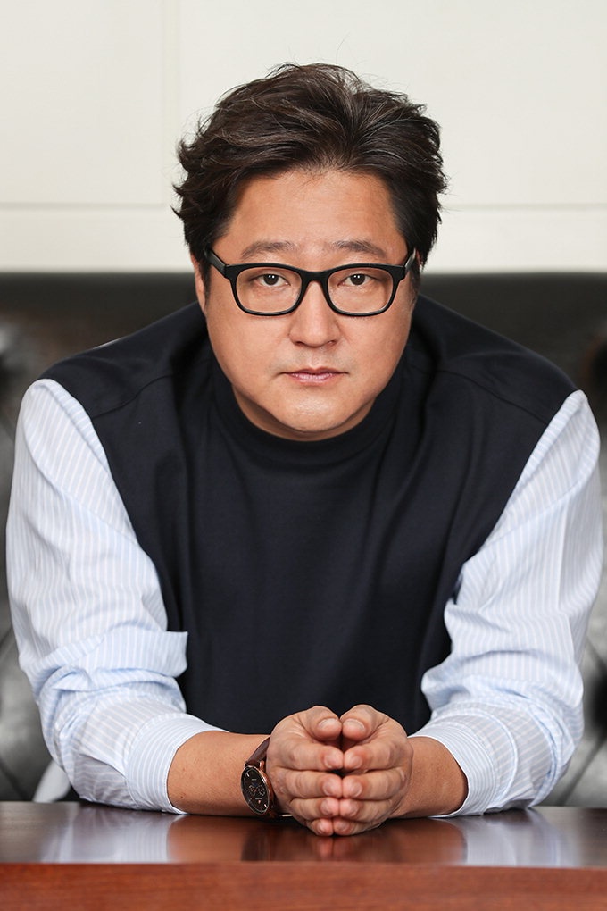 ì´ìœ¤íƒ í
