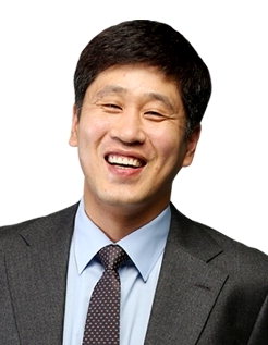 [S피플] 취임 2년 만에 우승 김종민 감독, 女배구 도로공사와 3년 재계약