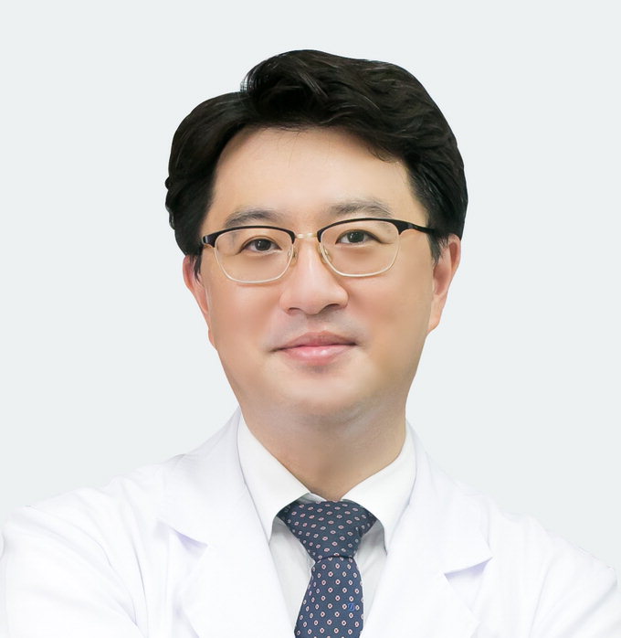 [전문의에게 듣는다] 한미병원, 무릎 관절염 줄기세포 치료