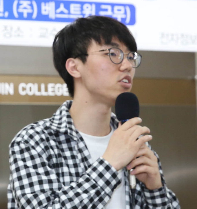 영진전문대 졸업생 노찬영씨 전자정보통신계열 취업 특강