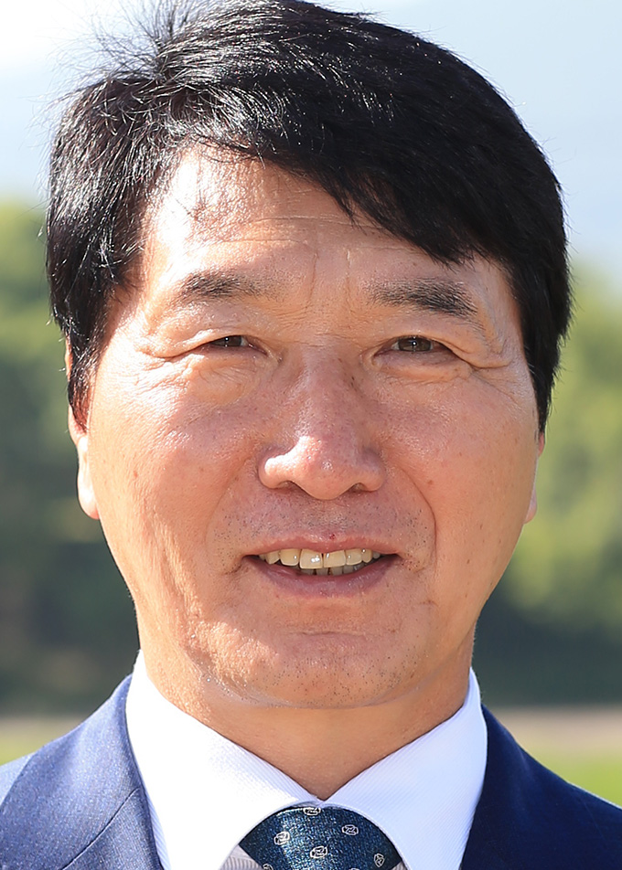 박홍익 청도군 기획실장 명예퇴직