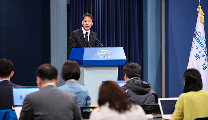 일자리 지표 낙제점…빈곤층 소득 급감 결정적